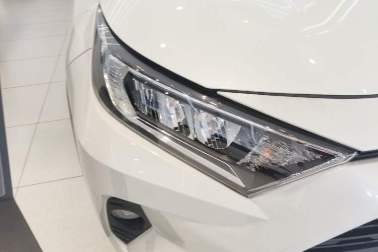 Used Toyota RAV4 2020 2.0L CVT 4x4 Style PLUS Edition