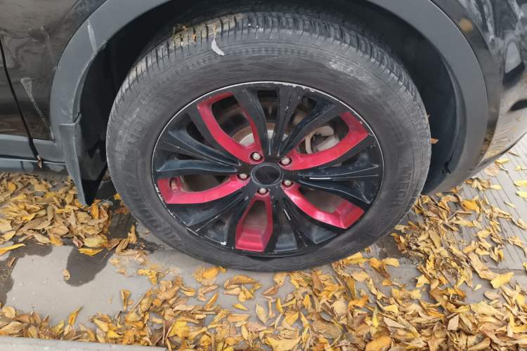 Used Land X7 2015 2.0T Panoramic Prestige Edition
