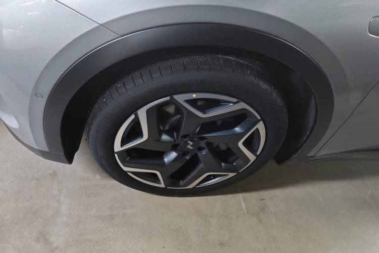 Used ONVO L60 2024 60 kWh Rear-Drive Version