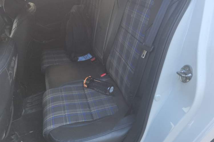 Used Mazda Mazda 3 Axela 2017 Sedan 1.5L Automatic Comfort Model Emission Standard China V