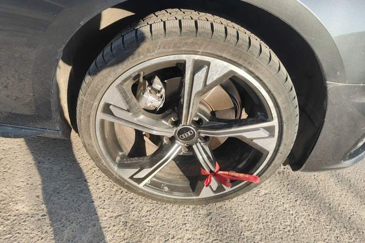 Used Audi A4L 2025 2 Million Units Enjoyment Version 40 TFSI Luxury Dynamic Edition B&O Starry Night Edition