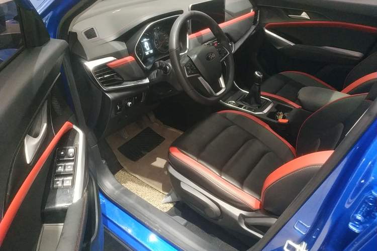 Used SOL X8 2021 300T Manual Panoramic Luxury Edition 6 Seats
