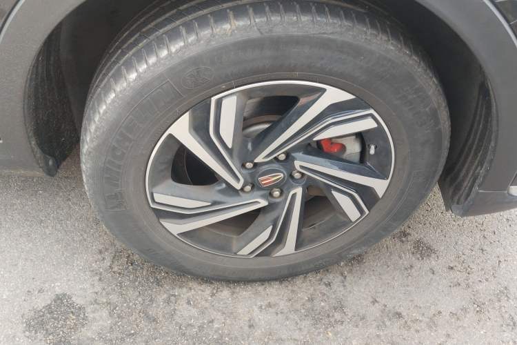 Used Hongqi HS5 2022 Revised Version 2.0T Smart Connect Flagship Edition