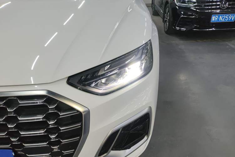 Used Audi Q5L 2021 40 TFSI Fashion Dynamic Model
