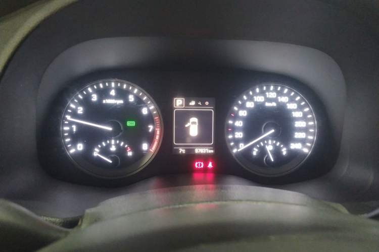 Used Hyundai Tucson 2015 1.6T Dual-Clutch Two-Wheel-Drive Smart Model
