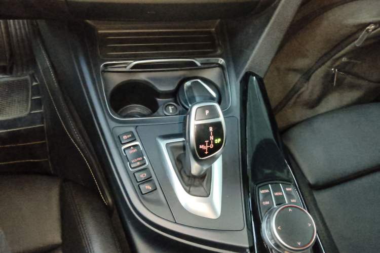 Used BMW 3 Series 2018 320Li Leading Model M Sport Package
