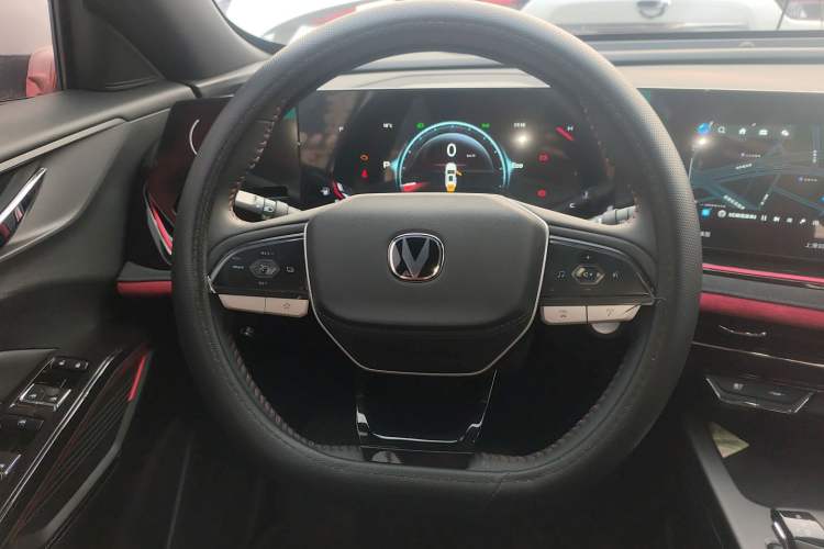 Used Changan X5 PLUS 2025 1.5T DCT Pioneer Edition
