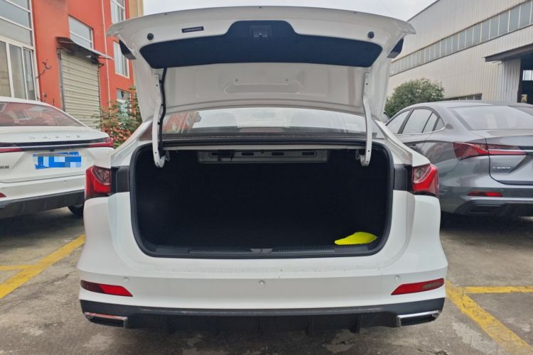 Used Roewe i5 2023 1.5L CVT Luxury Edition
