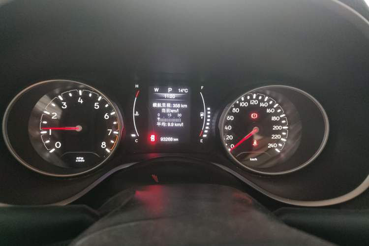 Used  Compass 2017 200T Automatic Enjoyment Version
