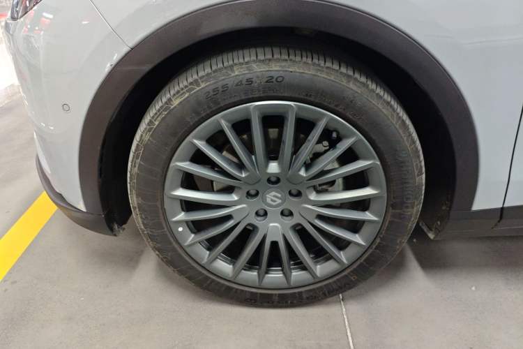 Used Leapmotor C11 2024 All-Electric 580 Luxury Edition
