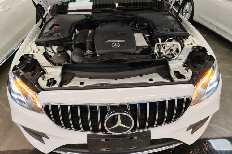 Used Mercedes-Benz E-Class 2017 E 300 L Sporty and Stylish Model