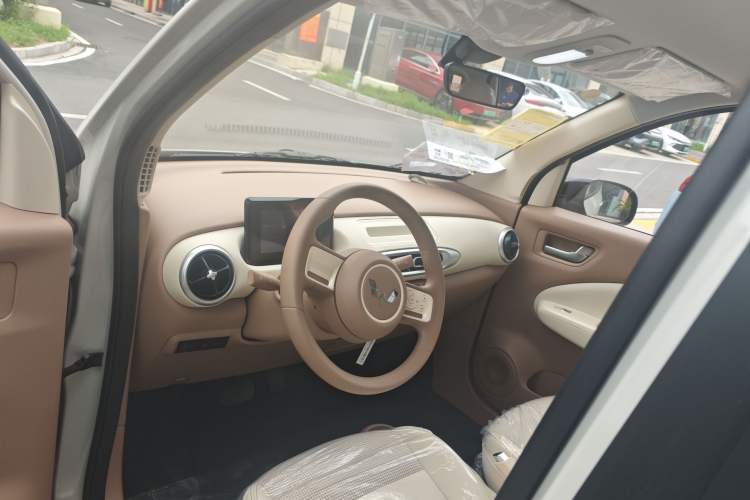 Used Wuling Hongguang MINIEV 2025 Four-Door Version Advanced Edition
