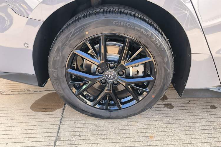 Used BYD Han 2025 DM-i Smart Drive 125KM Elite Model
