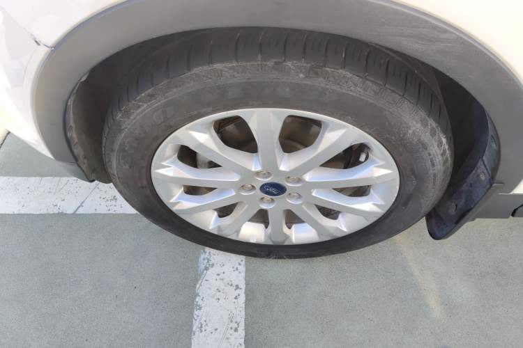 Used Ford Kuga 2015 1.5L GTDi Two-Wheel Drive Fashion Edition
