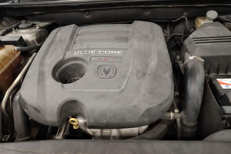 Used Changan CS75 2014 1.8T Automatic Prestige Model China IV Standard
