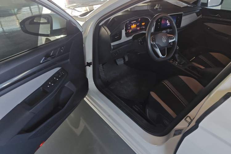 Used Volkswagen Bora 2024 200TSI DSG Comfort Edition
