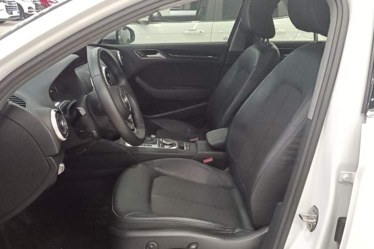 Used Audi A3 2020 Limousine 35 TFSI Fashion Edition China VI Emission Standard
