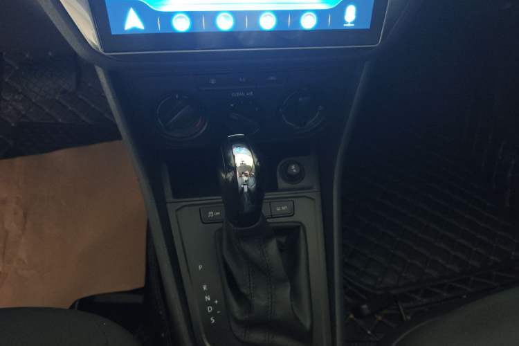 Used Volkswagen Lavida 2017 1.6L Automatic Fashion Edition
