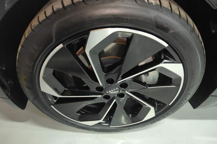 Used Zeekr 001 2022 Long-Range Dual-Motor WE Edition