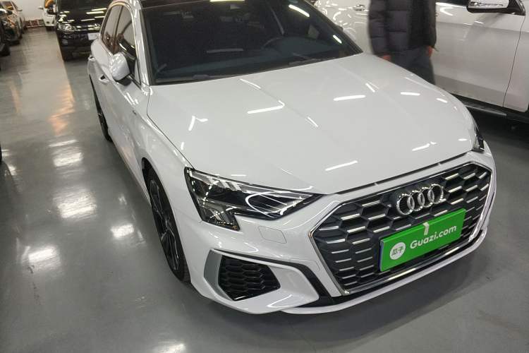 Used Audi A3 2021 Sportback 35 TFSI Fashionable Sports Model
