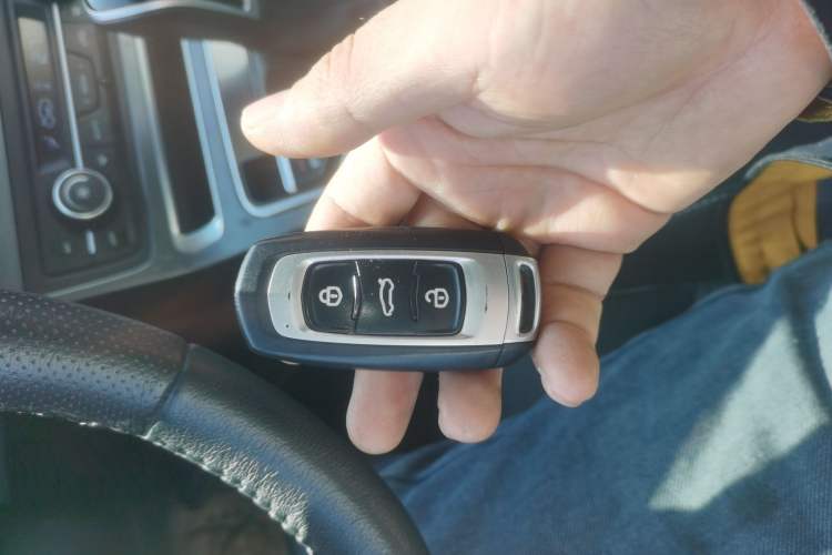 Used Geely Auto Emgrand 2018 1.5L CVT Upward Connect Edition
