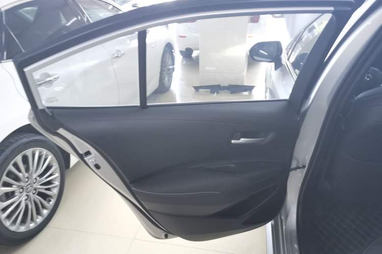 Used Toyota Levin 2019 185T CVT Luxury Edition China VI Standard
