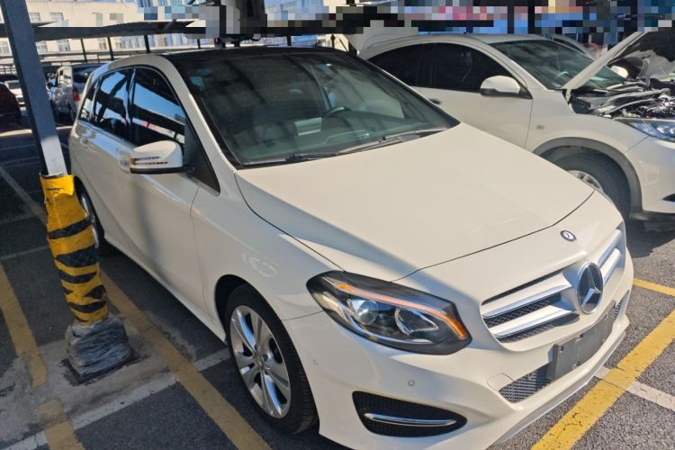 Used Mercedes-Benz B-Class 2015 B 200 Luxury Model
