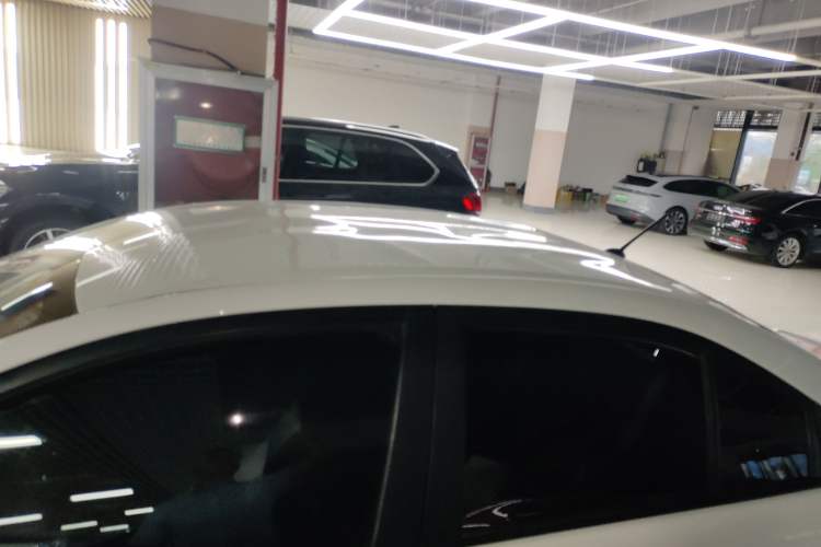 Used Toyota YARiS L 2017 1.5E CVT Dynamic Edition
