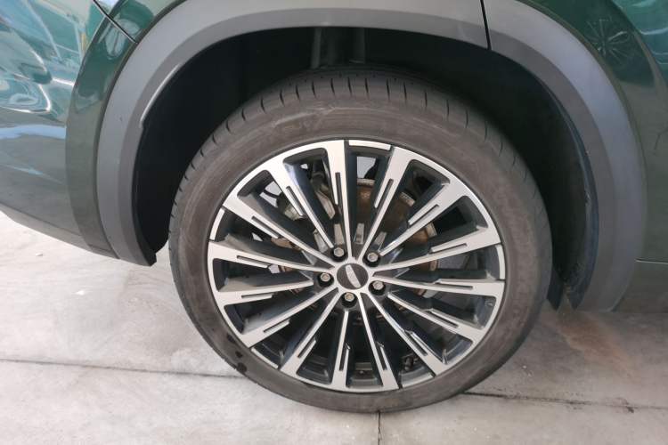 Used Geely Auto Monjaro L 2025 Dongfang Yao 2.0TD Automatic All-Wheel-Drive Wangyue Edition