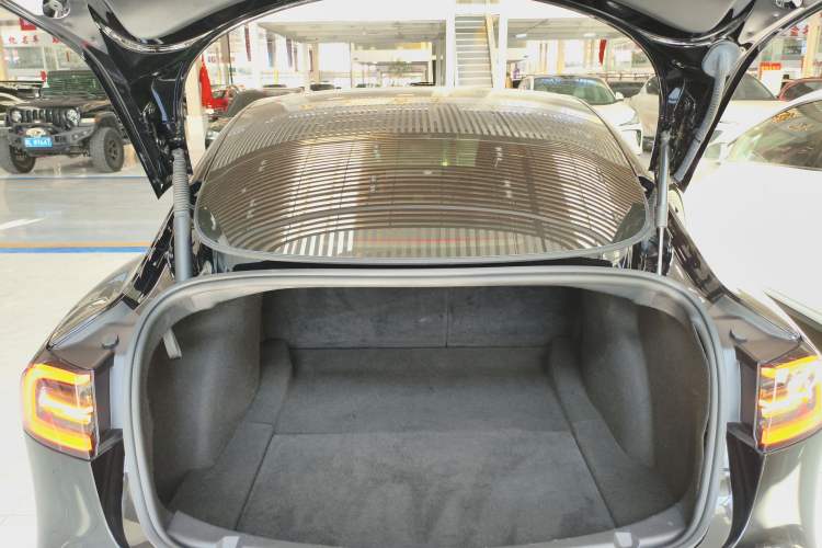 Used Tesla Model 3 2022 Rear-Wheel-Drive Version
