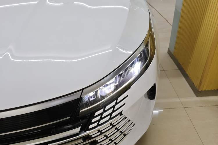 Used BYD Destroyer 05 2024 HONOR Edition DM-i 55KM Luxury Model
