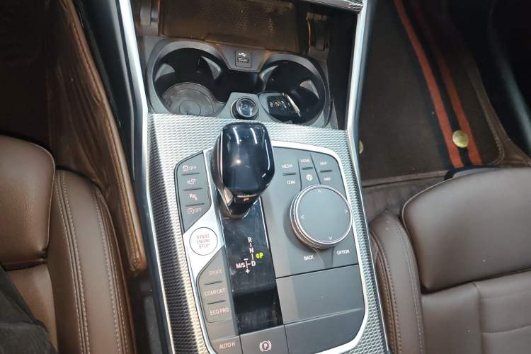 TDK.VehicleDetails.img