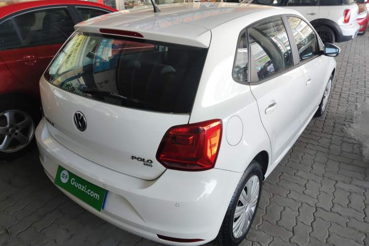 Used Volkswagen Polo 2016 1.6L Automatic Comfort Model
