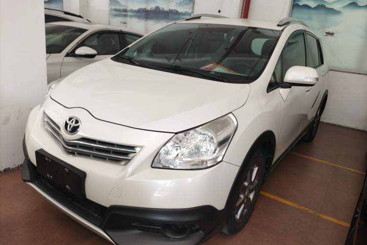 Used Toyota Verso 2015 180E CVT Crossover Edition