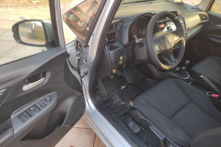 Used Honda Fit 2016 1.5L LX Manual Comfort Model