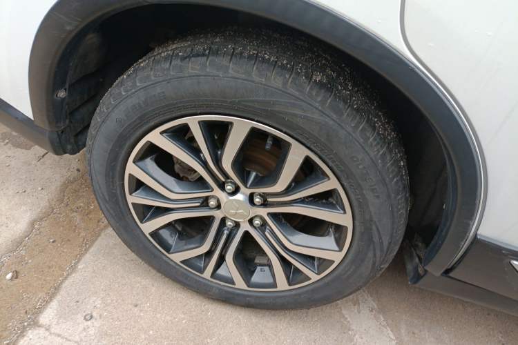 Used Mitsubishi Outlander 2018 2.0L Two-Wheel Drive Glory Edition 5 Seats
