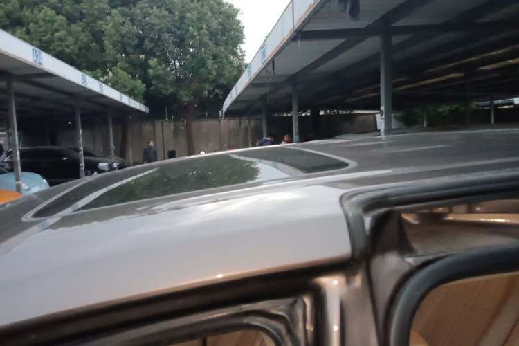 Used Buick GL8 2023 Facelifted Land Cruiser Executive Luxury Version