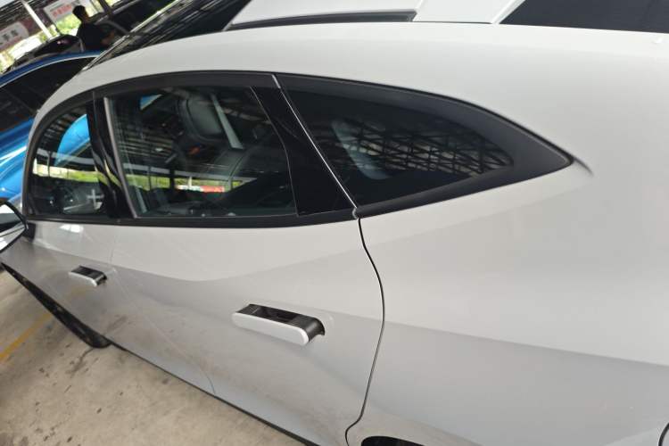 Used Changan UNI-V 2022 1.5T Prestige Version
