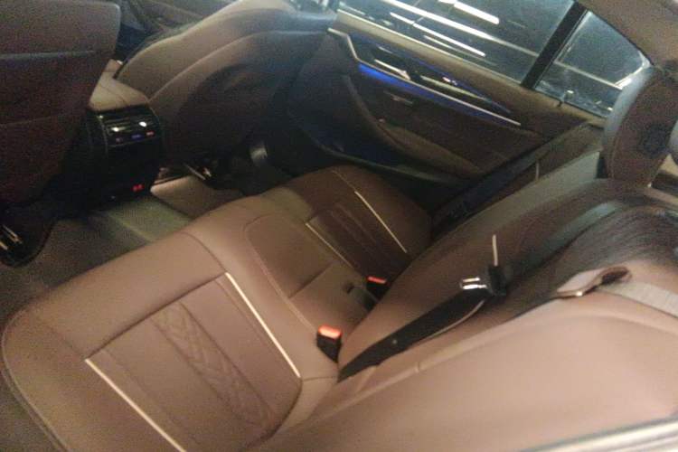 Used BMW 5 Series 2021 Updated Version 525Li Luxury Package
