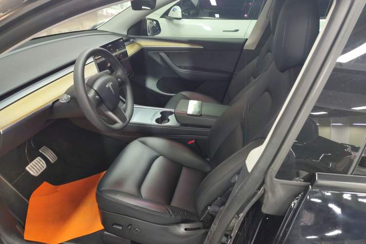 Used Tesla Model Y 2021 Performance High-Performance All-Wheel-Drive Version
