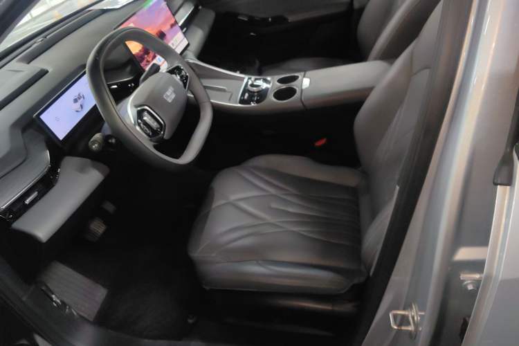 Used Geely Galaxy L6 2025 EM-i 140km Starship Edition