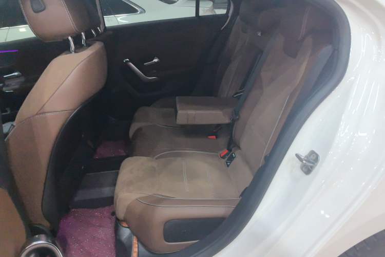 Used Mercedes-Benz A-Class 2024 Updated A 200 L Fashion Version
