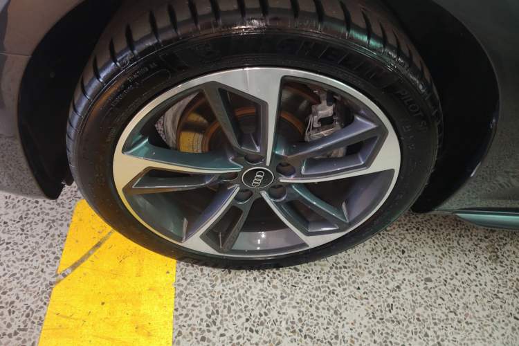 Used Audi A4L 2022 40 TFSI Fashion Dynamic Model
