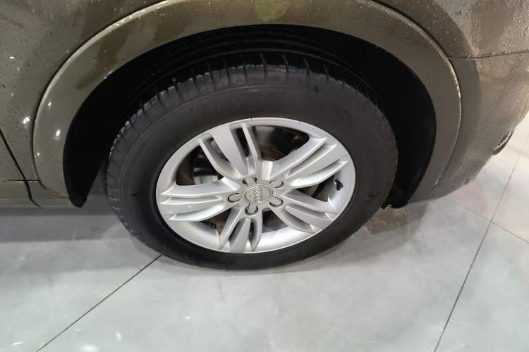 Used Audi Q3 2015 30 TFSI Comfort Model