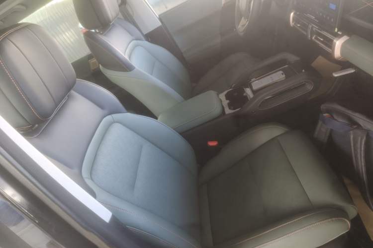 Used  03 2024 501km Range Two-Wheel Drive Long-Range Smart Trend Edition
