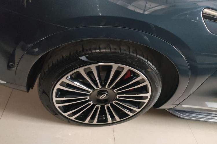 Used Hima AITO M9 2024 Range-Extended Ultra Version 42 kWh 6-Seater Model