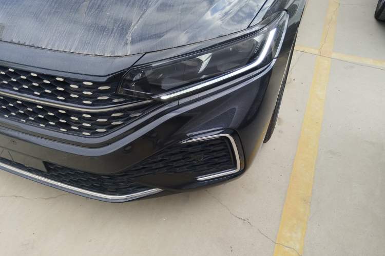 Used Volkswagen Passat 2022 330TSI Starry Elite Edition Custom Version
