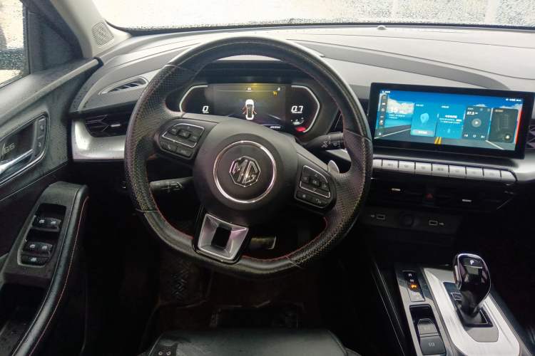 Used MG 5 2021 300TGI DCT Elegant Luxury Edition
