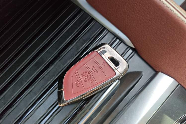 Used BMW X6 2018 xDrive28i
