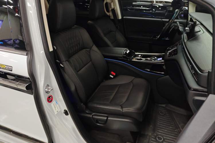 Used Honda Elysion 2024 2.0L eHEV Luxury Edition